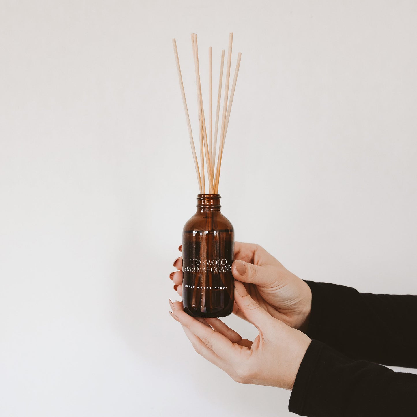 Driftwood and Mahogany Amber Reed Diffuser